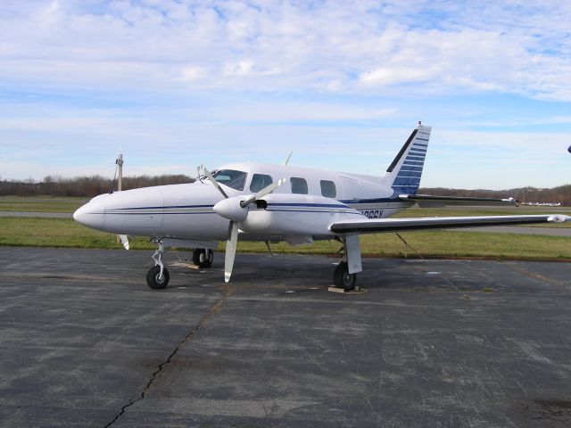 Piper Navajo (N4266Y)