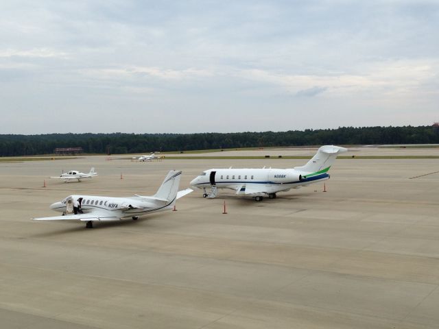 Bombardier Challenger 300 (N38BK) - N38BK Duke Energy