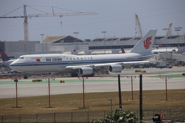 BOEING 747-8 (B-2486)