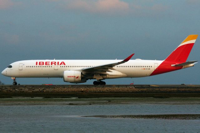 Airbus A350-900 (EC-NJM)