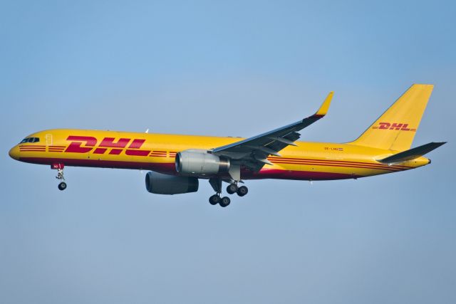 Boeing 757-200 (OE-LNQ)