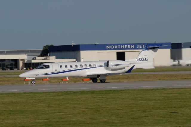 Bombardier Learjet 75 (N422AJ)