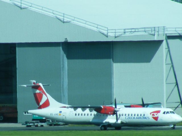 EC-LNQ — - EC-LNQ ATR 72-212 CN 303 IN FULL CSA TITLES AND COLOURS EX OK XFD WHICH ARRIVED FROM EDINBURGH IN SCOTLAND FOR PAINTING TO HELITT LINEAS AEREAS IT ARRIVED WITH SPANISH REG TAPED OVER CZECH REG.ALSO EC LNP ATR 72 ARR FROM EDINBURGH ON 25 AUG 2011 BUT WAS IN HANGAR AND HANGAR WAS CLOSED SO WILL HAVE TO WAIT TILL SHE COMES OUT