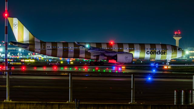 Airbus A330-300 (D-ANRH)