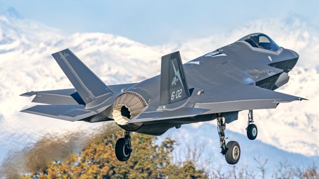 Lockheed F-35C (APJ7367) - landing with Italian alps in background 