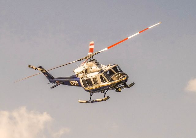 Bell 412 (N414PD)