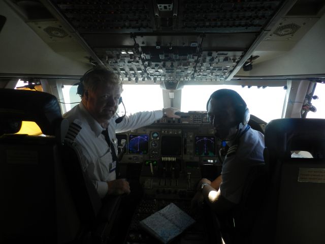 Boeing 747-200 (TF-AMX) - Our guys for a picture ! Yes cabin crew and cockpit crew are always friends and we are their eyes in the cabin as you can notice :)