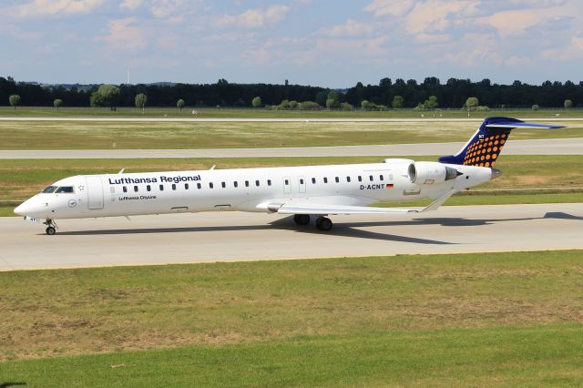 Canadair Regional Jet CRJ-900 (D-ACNT)