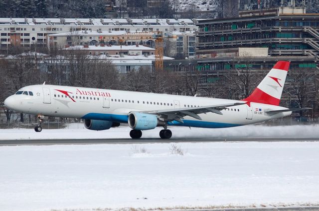 Airbus A321 (OE-LBC)