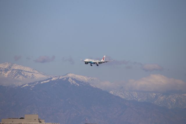 Airbus A330-200 (B-5902)