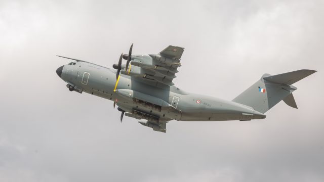 AIRBUS A-400M Atlas (F-RBAU)