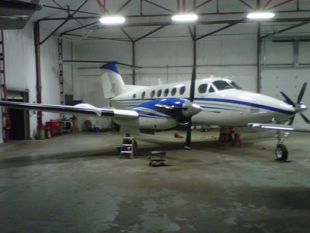 Beechcraft Super King Air 200 (N551JL)