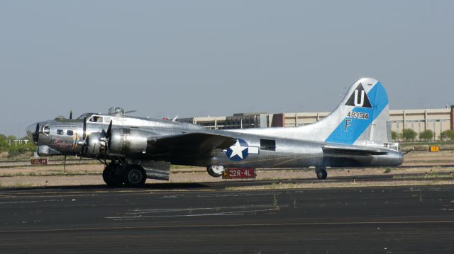 Boeing B-17 Flying Fortress — - Sentimental Journey