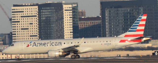 Embraer ERJ-190 (N958UW)