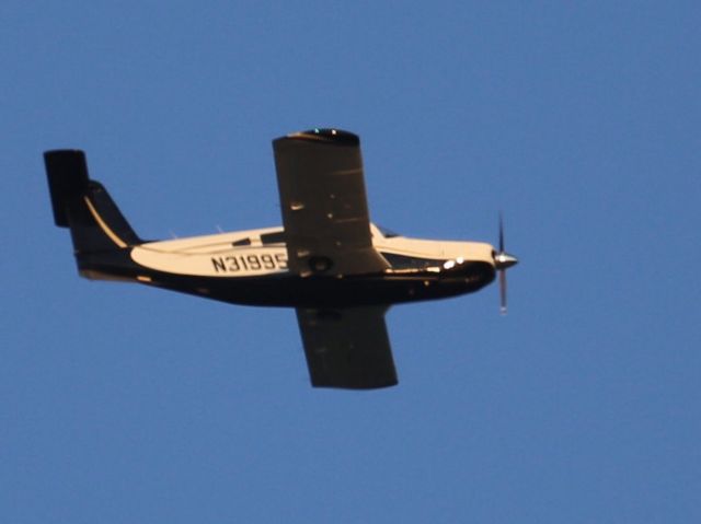 Piper Saratoga (N31995)