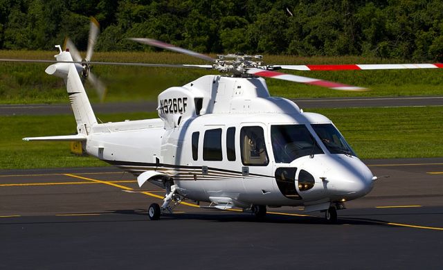 Sikorsky S-76 (N926CF)