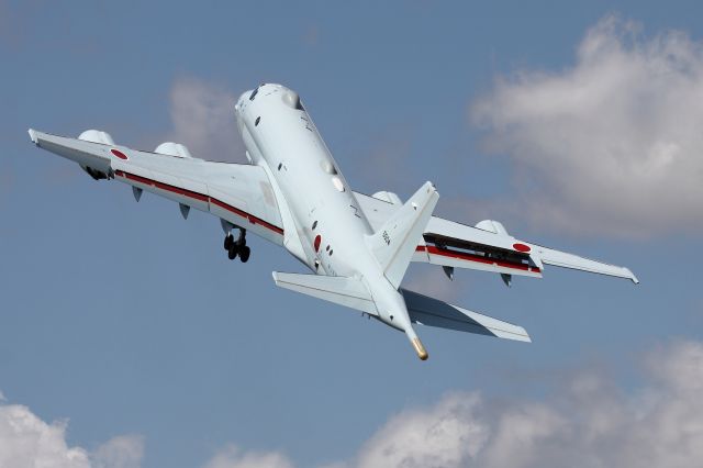 KAWASAKI P-1 (N5504) - Kawasaki P-1 climbing out of RAF Fairford(UK), during the Royal International Air Tattoo 2015