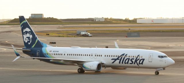 Boeing 737-900 (N251AK) - My ride out of ANC.