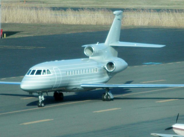 Dassault Falcon 900 (N900SJ)