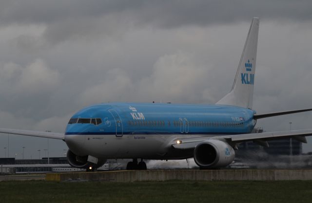 Boeing 737-700 (PH-BGA) - Boeing 737-8K2, KLM, taxiing to the new runway Polderbaan at Schiphol Airport Amsterdam (Holland).