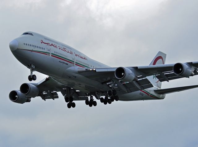 Boeing 747-400 —