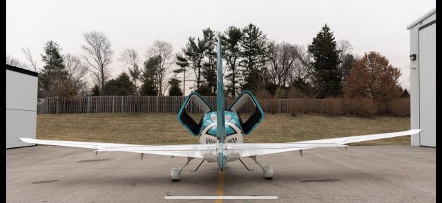 Cirrus SR-22 (N123PC)