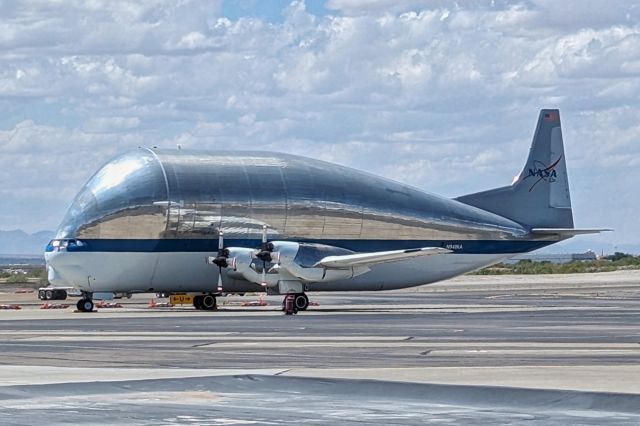 Aero Spacelines Super Guppy (N941NA)