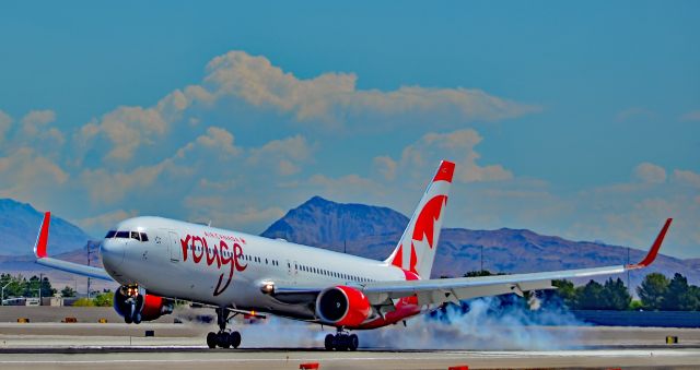 BOEING 767-300 (C-FMWQ) - C-FMWQ Air Canada Rouge 1995 Boeing 767-333(ER)  serial 25584 / 596 - Las Vegas - McCarran International (LAS / KLAS)br /USA - Nevada, April 29, 2016br /Photo: Tomás Del Coro