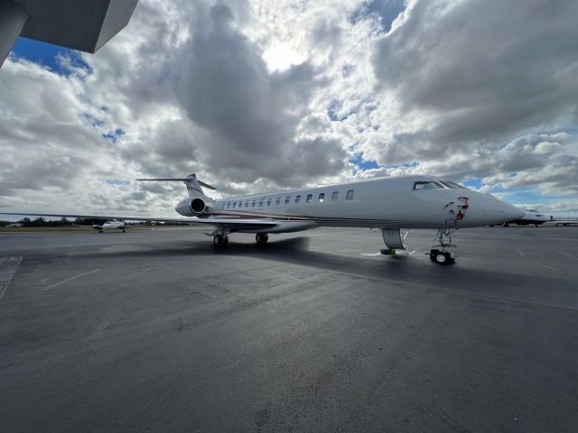 BOMBARDIER BD-700 Global 7500 (M-PECL)