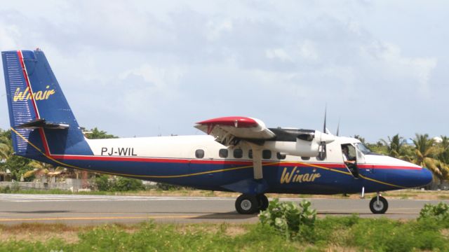 De Havilland Canada Twin Otter (PJ-WIL)