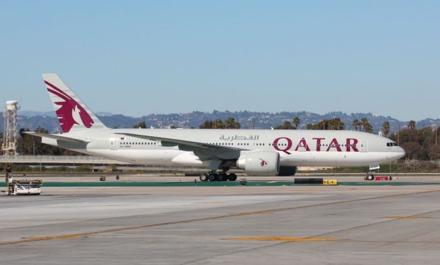 BOEING 777-200LR (A7-BBH)