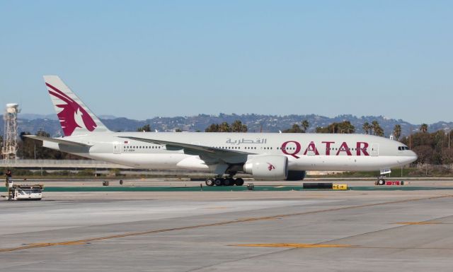 BOEING 777-200LR (A7-BBH)