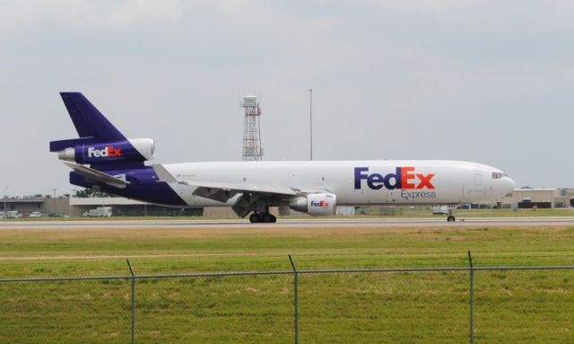 Boeing MD-11 (N644FE)