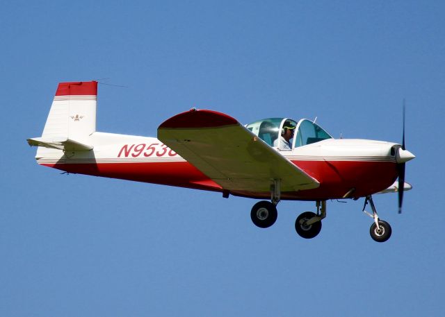 Mooney M-20 (N9538V) - At Downtown Shreveport.