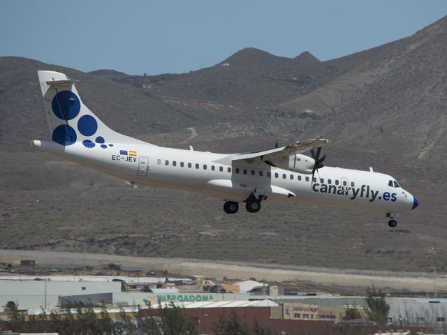 ATR ATR-72 (EC-JEV)