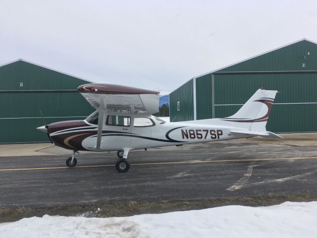 Cessna Skyhawk (N857SP)