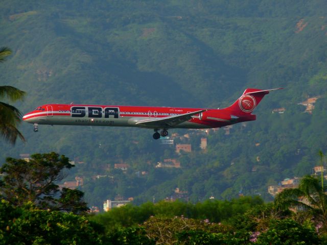 McDonnell Douglas MD-83 (YV-481T)