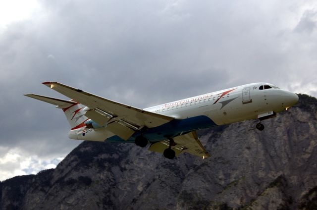 Fokker 70 (OE-LFK) - Tyrolean Airways