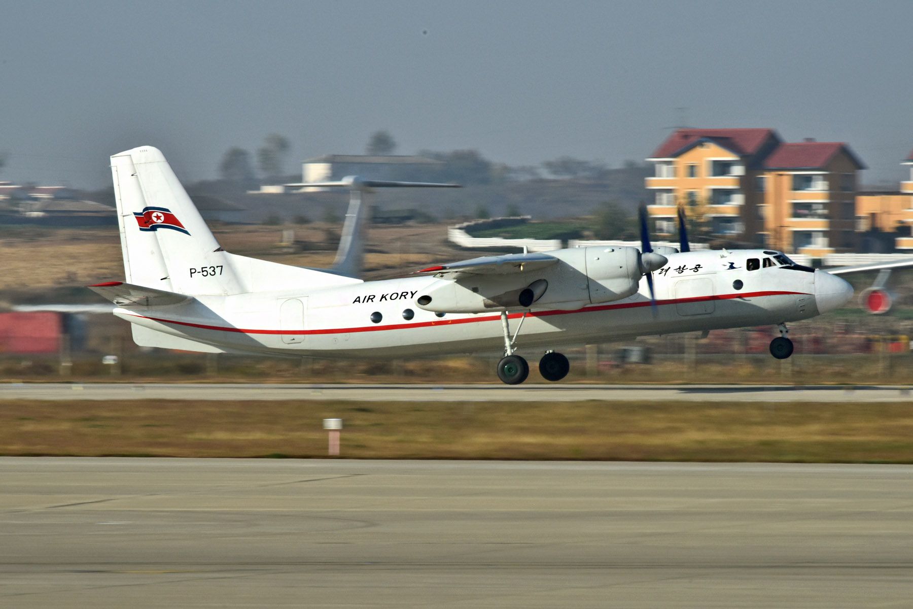 Antonov An-24 (P-537)