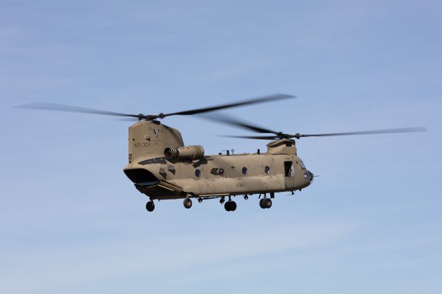 Boeing CH-47 Chinook (A15304)