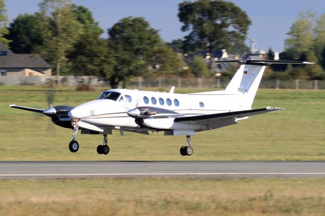 Beechcraft Super King Air 200 (D-ISKY)