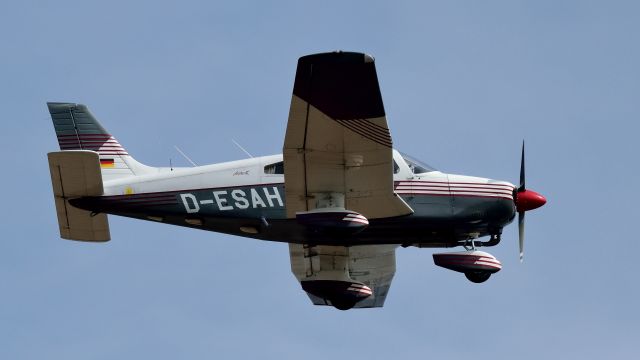 Piper Cherokee (D-ESAH) - D-ESAH  -  Piper PA28-181  - mar 25,2017 -  Graz/Austria