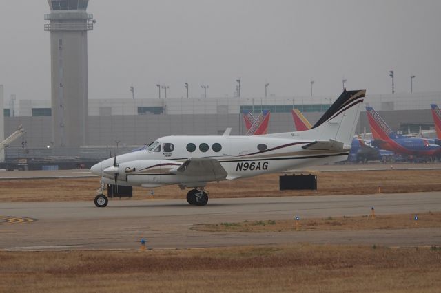 Beechcraft King Air 90 (N96AG)