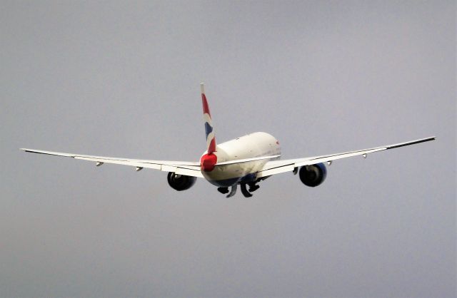 Boeing 777-200 (G-VIIW)