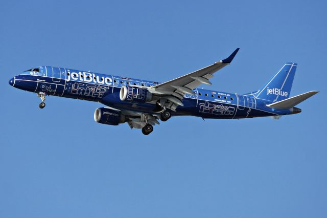 Embraer ERJ-190 (N304JB) - Here is the JetBlue E190 special livery named "Blueprint" (N304JB) landing on runway 27. 