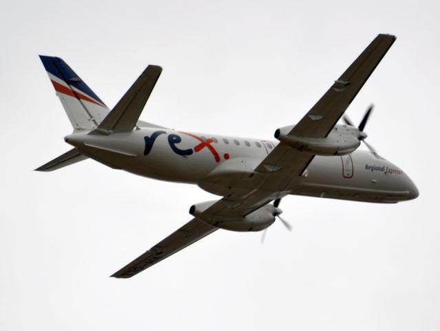 VH-OLL — - Getting airborne off runway 23. Tuesday 27th December 2011.