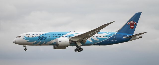 Boeing 787-8 (B-2726)