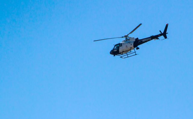 N665PD — - LAPD helicopter N665PD making a rare transition of KLGB airspace on Sunday, April 12, 2015