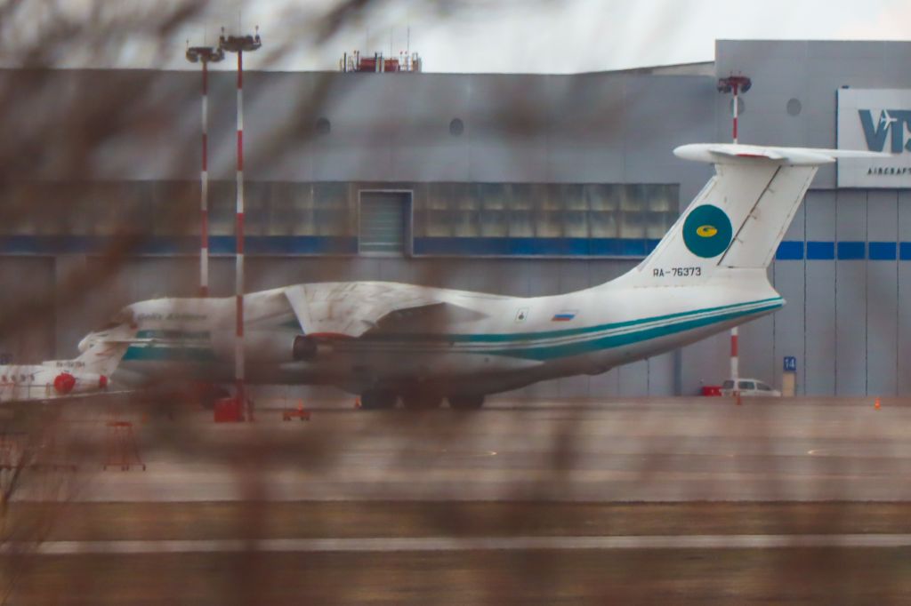 Ilyushin Il-76 (RA-76373)