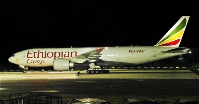 Boeing 777-200 (ET-AWE) - On APRON9.... NIGHT SHOT